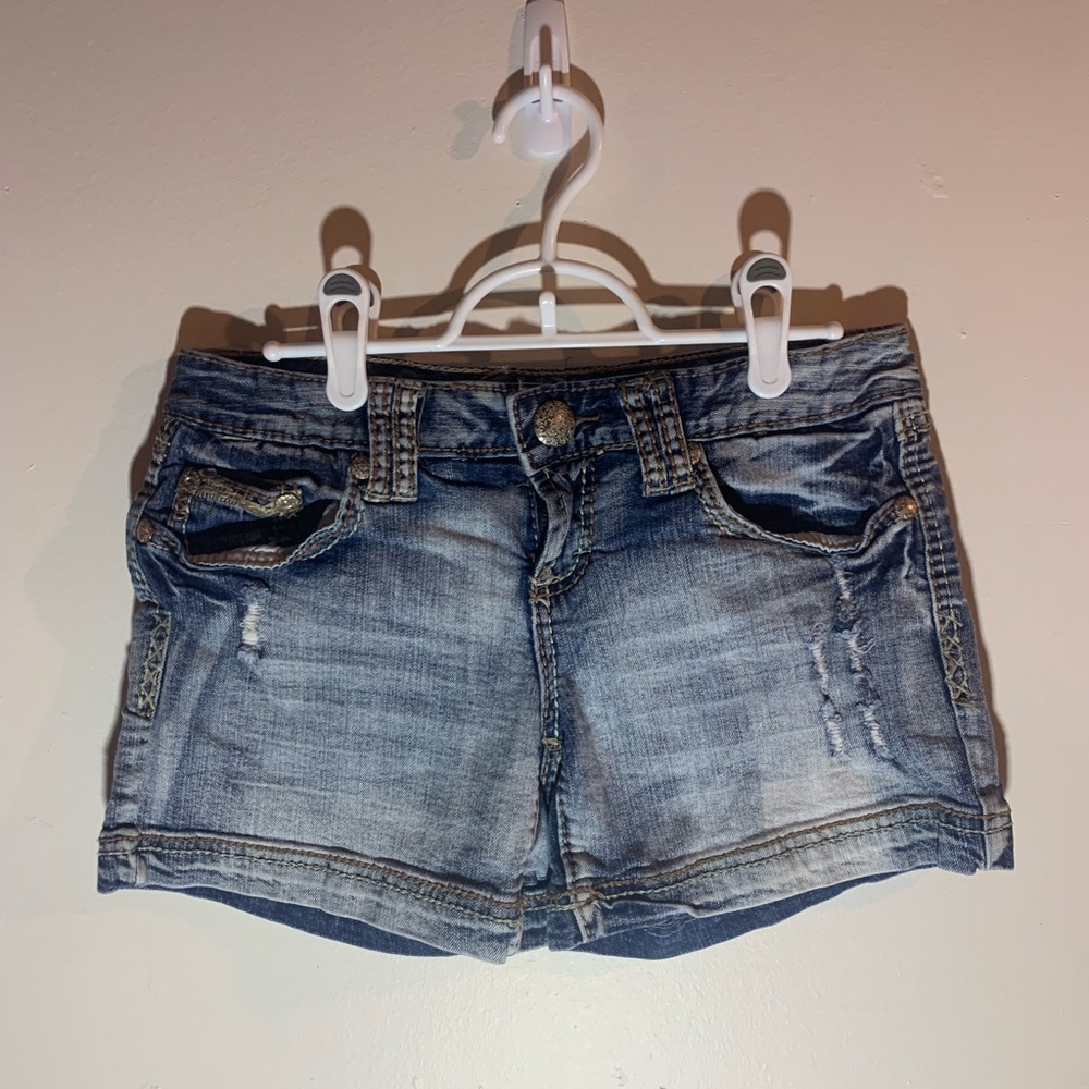 Women’s maurice jean shorts